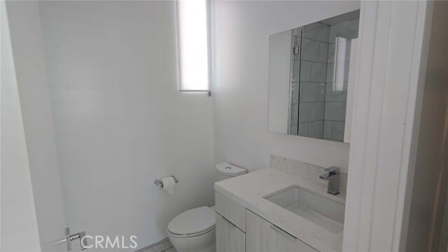 Photo - 319 S Serrano Ave