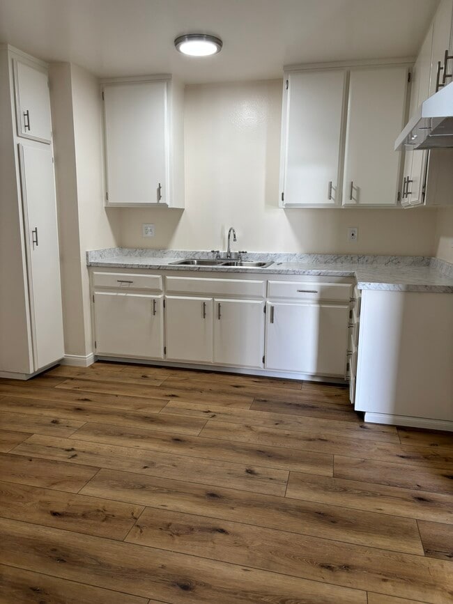 Cedar Apartments - Cedar Apartments