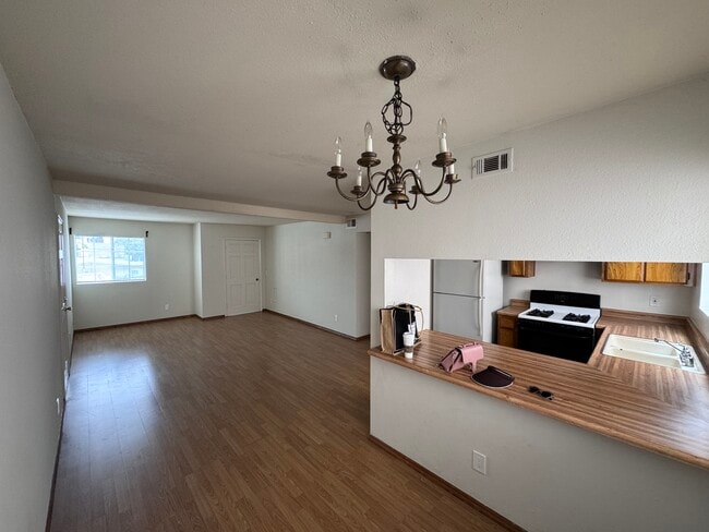 Photo - 1616 Federal Ave Apartments