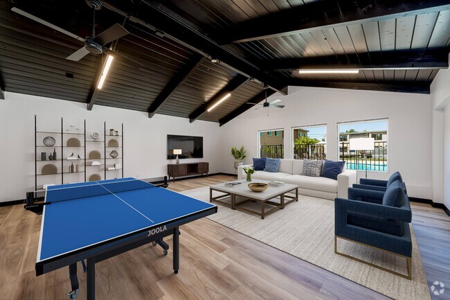 Building Photo - Palmera Rental