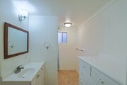 Photo - 2626 S Budlong Ave Unit 2626 S Budlong Ave