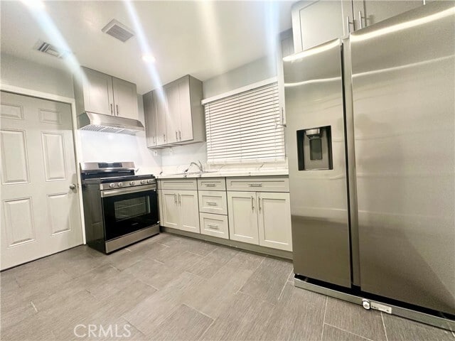 Building Photo - 15746 Magnolia Blvd