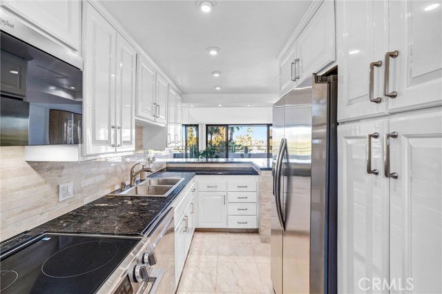 Photo - 4337 Marina City Dr