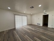 Photo - 5704 Wisteria Dr