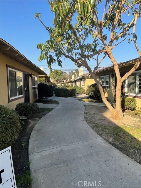 Building Photo - 1541 E La Palma Ave Unit A3