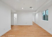 Photo - 10422 Graham Ave