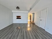 Photo - Light and Bright Townhouse-style condo in ...
