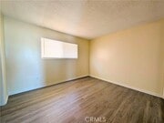Photo - 259 E 49th St Townhome