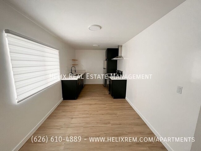 Photo - 1313 Huntington Dr Unit 7