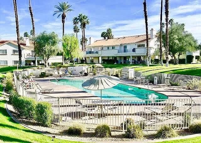 Photo - 748 Vista Lago Dr N