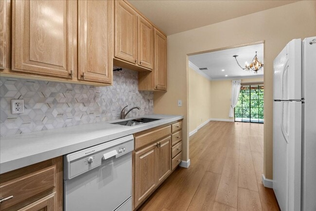 Updated Porter Ranch Townhome with Scenic ... - Updated Porter Ranch Townhome with Scenic ...