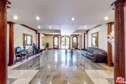 Photo - 353 S Reeves Dr Condo Unit 302