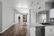 Photo - 1501 Front St Unit 633