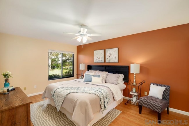 Building Photo - 12253 Carmel Vista Rd Unit 185