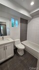 Photo - 213 W 43rd St