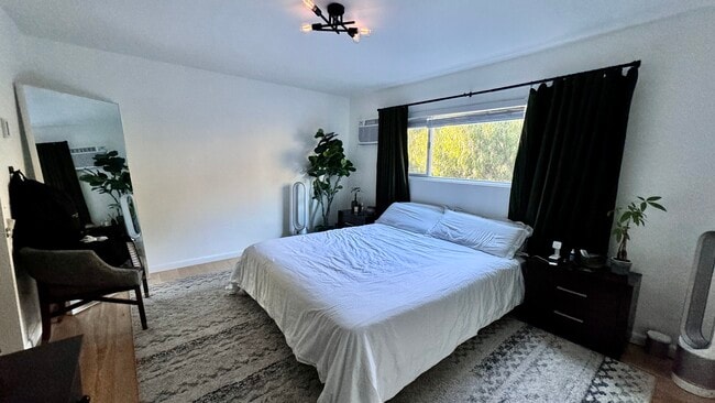 Photo - 645 Westmount Dr Condo Unit 211