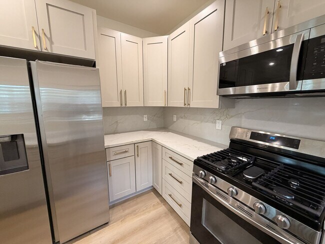Photo - 2947 Dalton Ave Unit 2947