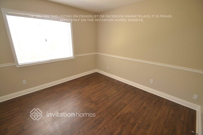 Photo - 3120 Crowne Dr