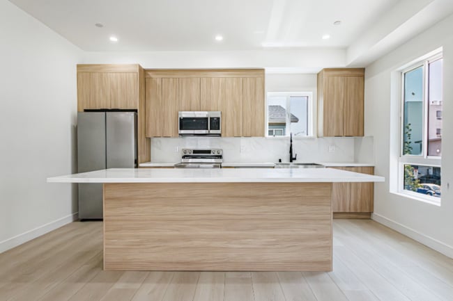 Photo - 1332 Tamarind Ave Townhome