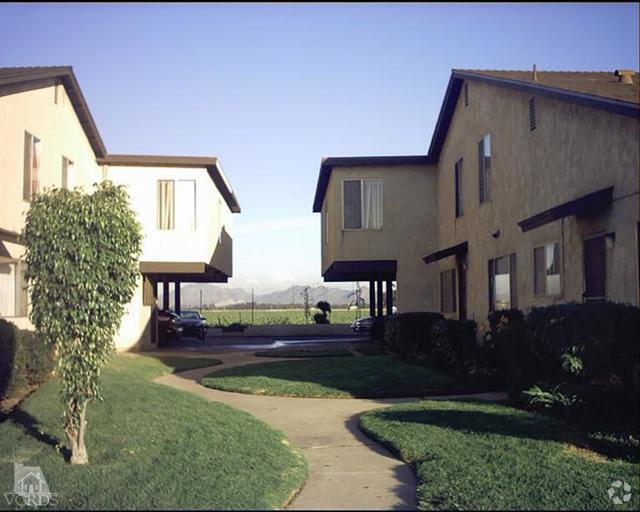 Building Photo - 2710 El Dorado Ave Unit D Rental