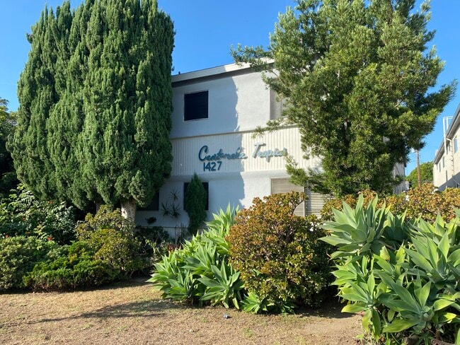 Photo - 1427 Centinela Ave Unit 2