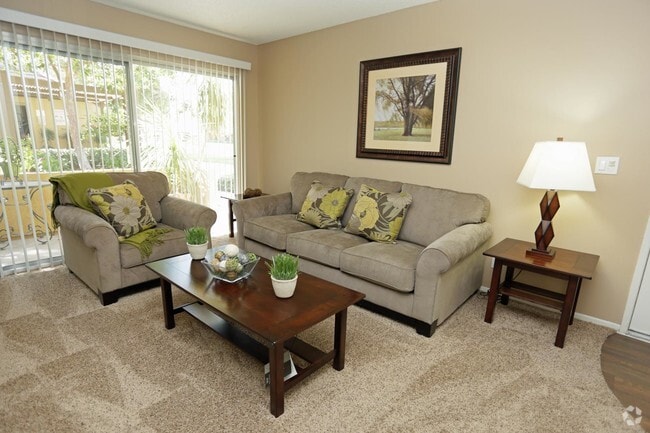 Living Room - Sierra Vista Apartments