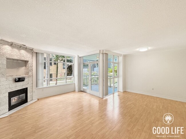 Photo - STUNNING 2 BED/2 BATH CONDO AVAILABLE IN THE DISCOVERY BUILDING IN CORTEZ HILL! Unit 304