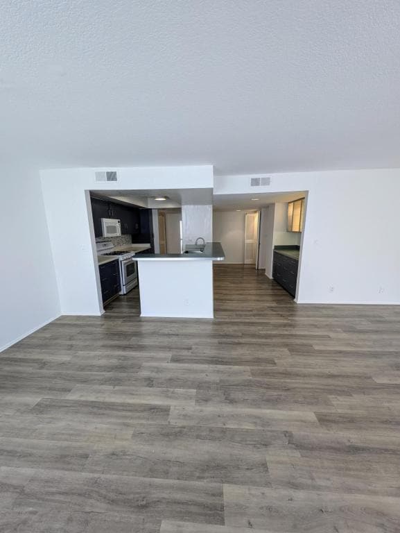 Photo - 1312 S Saltair Ave