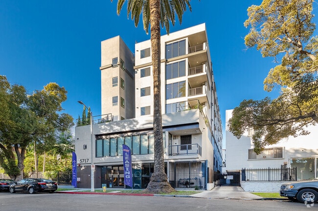 Onix Hollywood - Onix Hollywood