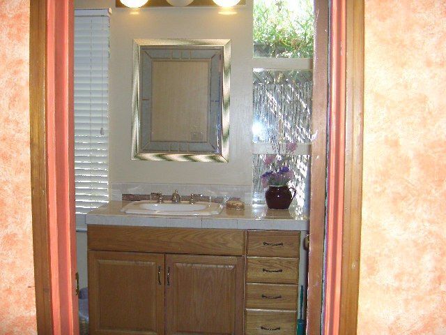 Photo - 1315 E 4th St