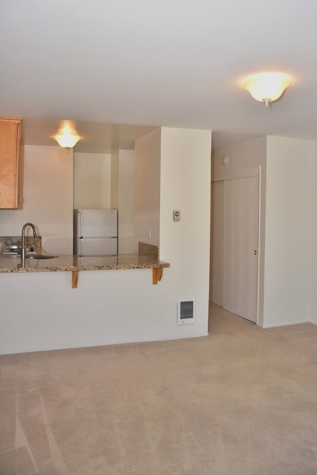 Photo - 540 Avenue C Unit D1