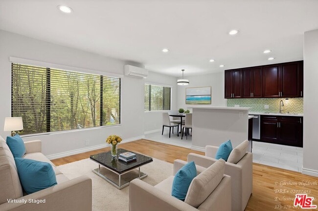 Photo - 2488 Beachwood Dr Apartment Unit 4