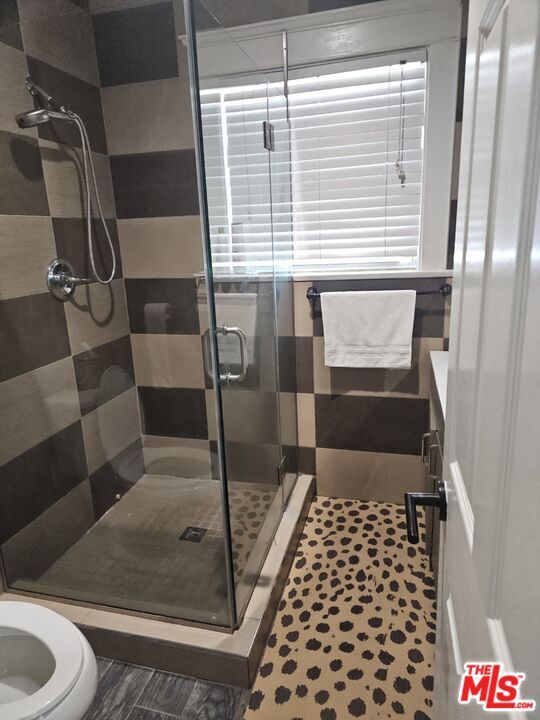 Photo - 1610 6th Ave