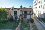 Photo - 915 Le Doux Rd Townhome