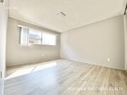Photo - 3337 S Canfield Ave Unit 207