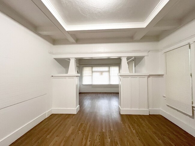 Photo - 458 W Vernon Ave Unit 460 1/2