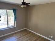 Photo - 14738 Poplar St House