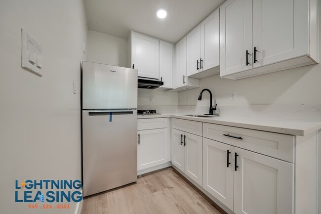 Photo - 426 S Venice Blvd Condo Unit 9D
