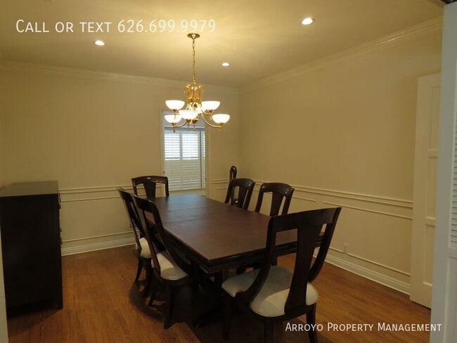 Photo - 1212 N Story Pl