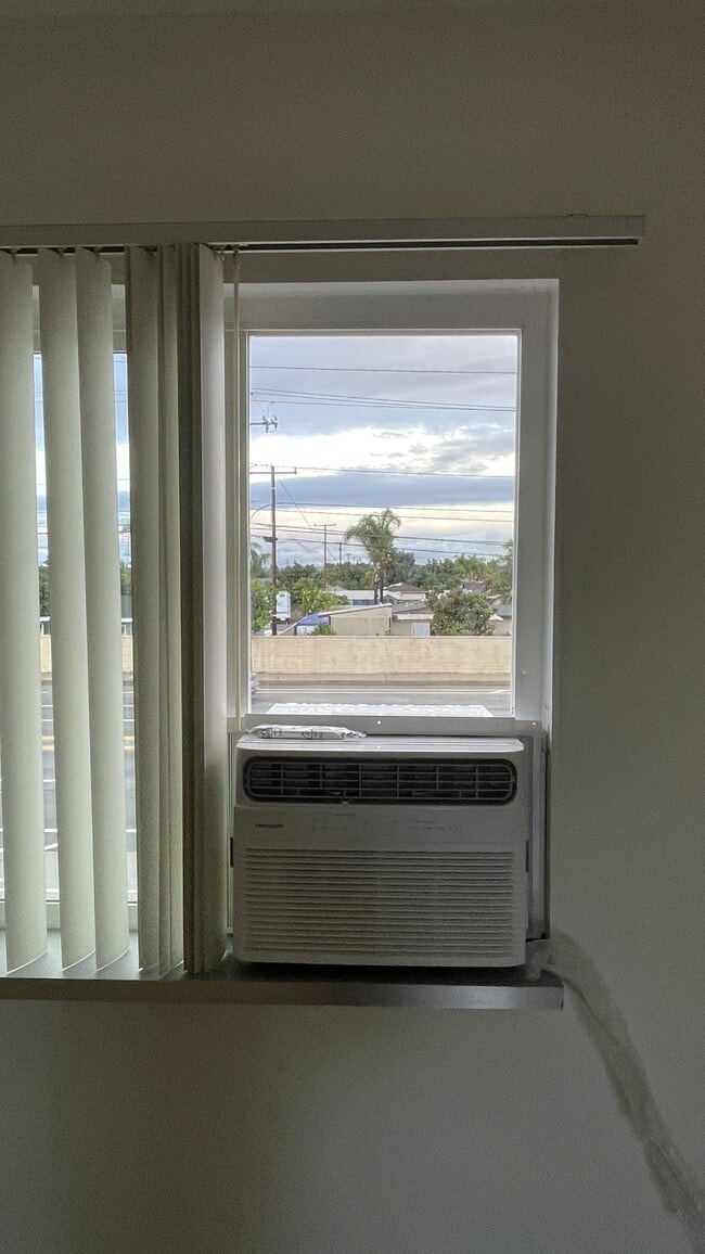 Photo - 7702 Chapman Ave Unit 7702-4