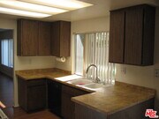 Photo - 10123 Hanna Ave