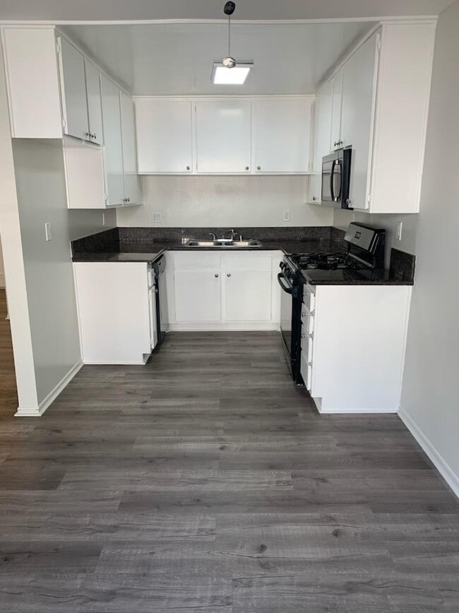 Photo - 11270 Huston St