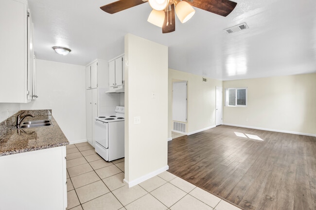 Photo - Cambria Park Apartments