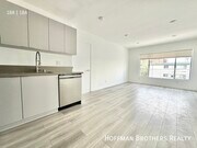 Photo - 318 S Mariposa Ave