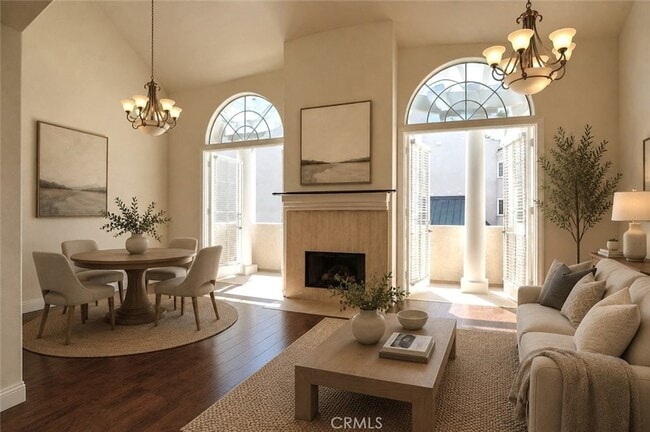 Photo - 930 N Doheny Dr Unit 303