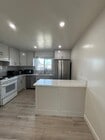 Photo - 2014 1/2 Burnside Ave Unit Half