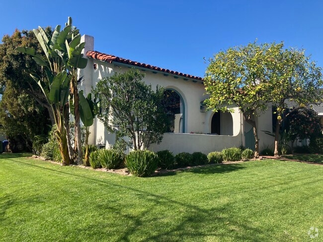 Building Photo - 1265 Carmona Ave Rental