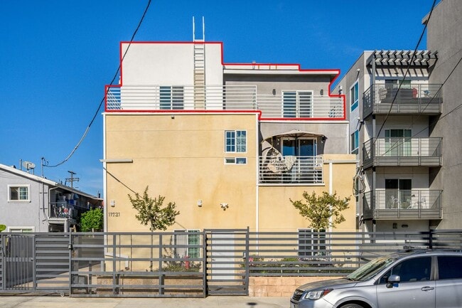 Building Photo - 11731 Runnymede St