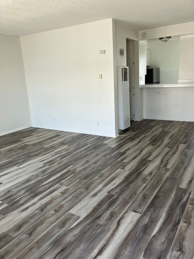 Photo - 1134 N Clark St