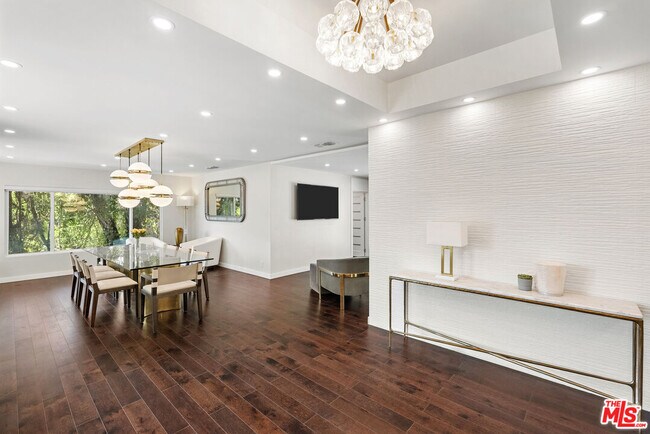 Photo - 1823 Fern Ln